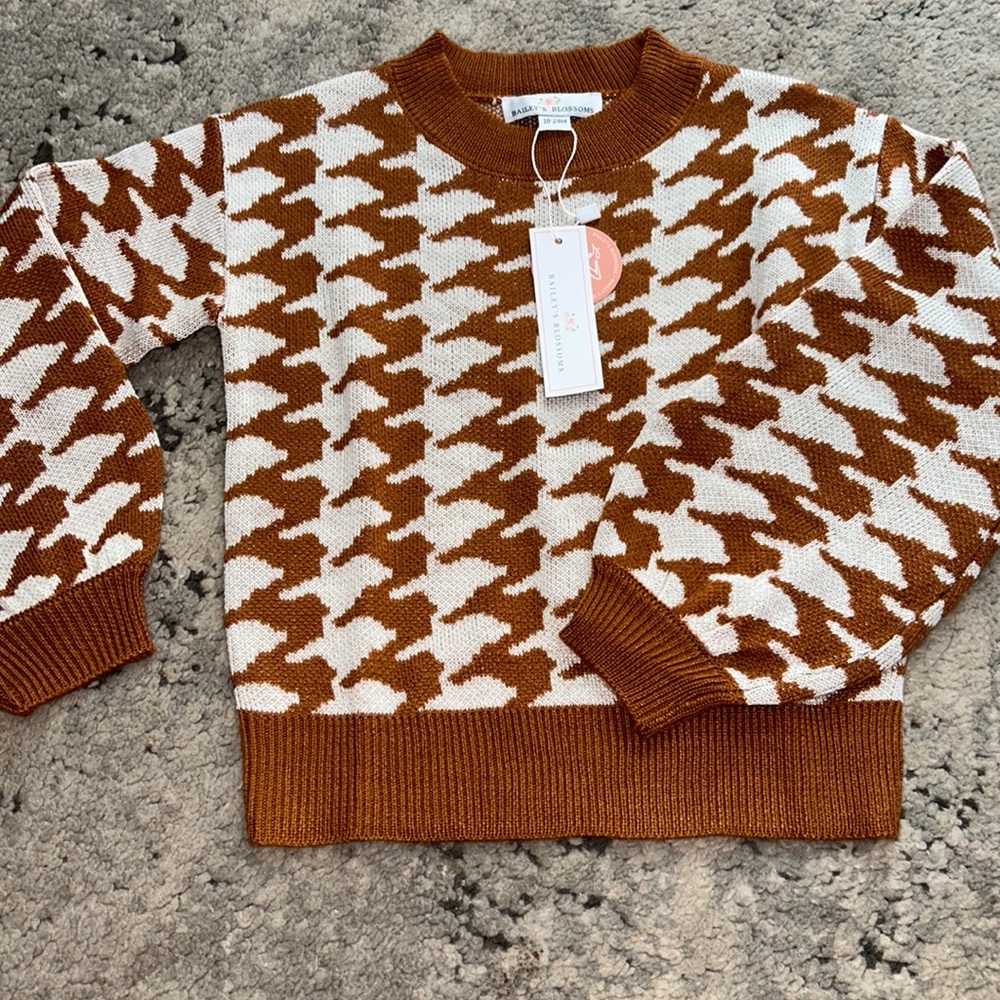 NWT bubble Sleeve Sweater